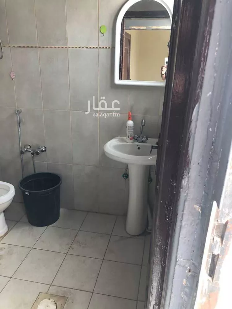 شقة للإيجار في شارع ثلاب بن حمد, حي العزيزية, مدينة الرياض, منطقة الرياض صورة 2