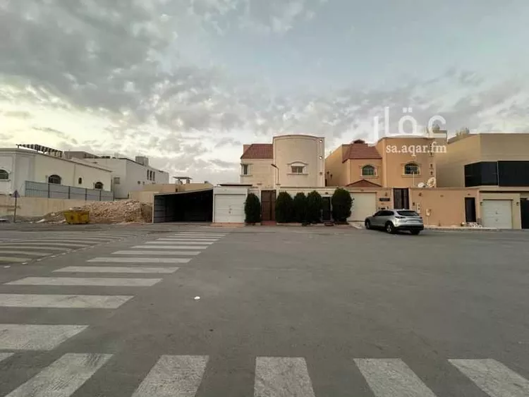 فيلا للبيع في شارع الفريدة, حي التعاون, مدينة الرياض, منطقة الرياض صورة 2