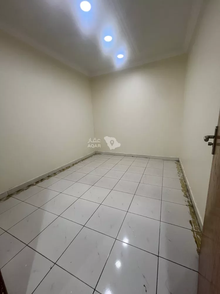 شقة للإيجار في شارع الحفنة, حي اليمامة, مدينة الرياض, منطقة الرياض