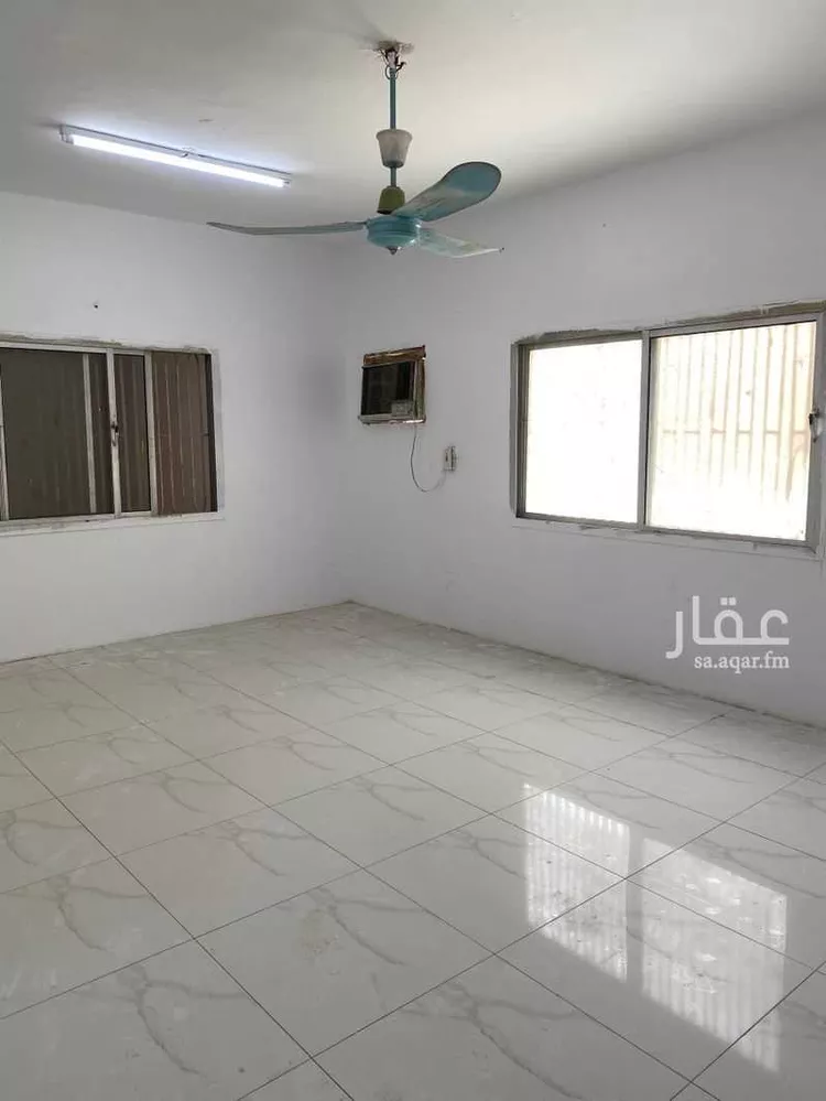 عمارة للإيجار في شارع أم سدرة, حي عتيقة, مدينة الرياض, منطقة الرياض صورة 2