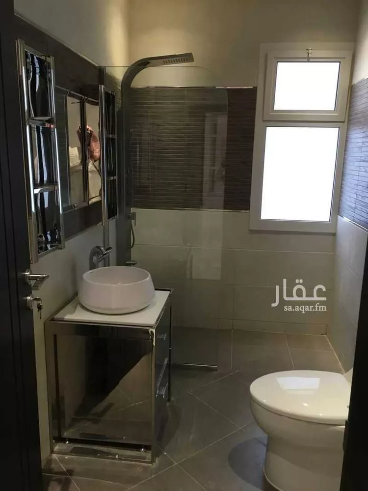 فيلا للبيع في شارع علي الرهبيني, حي العوالي, مدينة الرياض, منطقة الرياض 17
