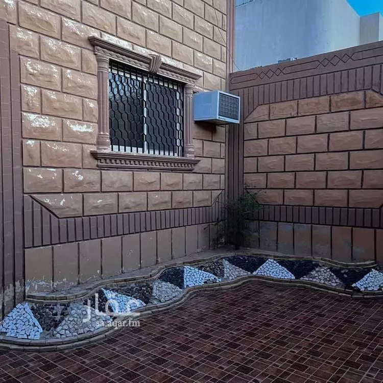 فيلا للبيع في شارع ظافر بن قاسم, حي الشفاء, مدينة الرياض, منطقة الرياض صورة 3