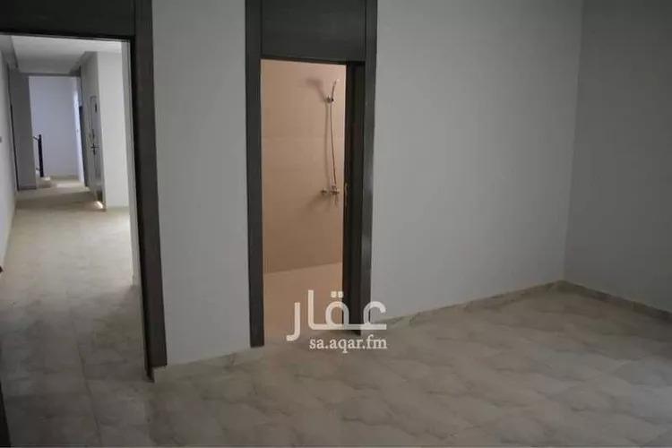 فيلا للبيع في شارع كحيلة, حي الغنامية, مدينة الرياض, منطقة الرياض صورة 2