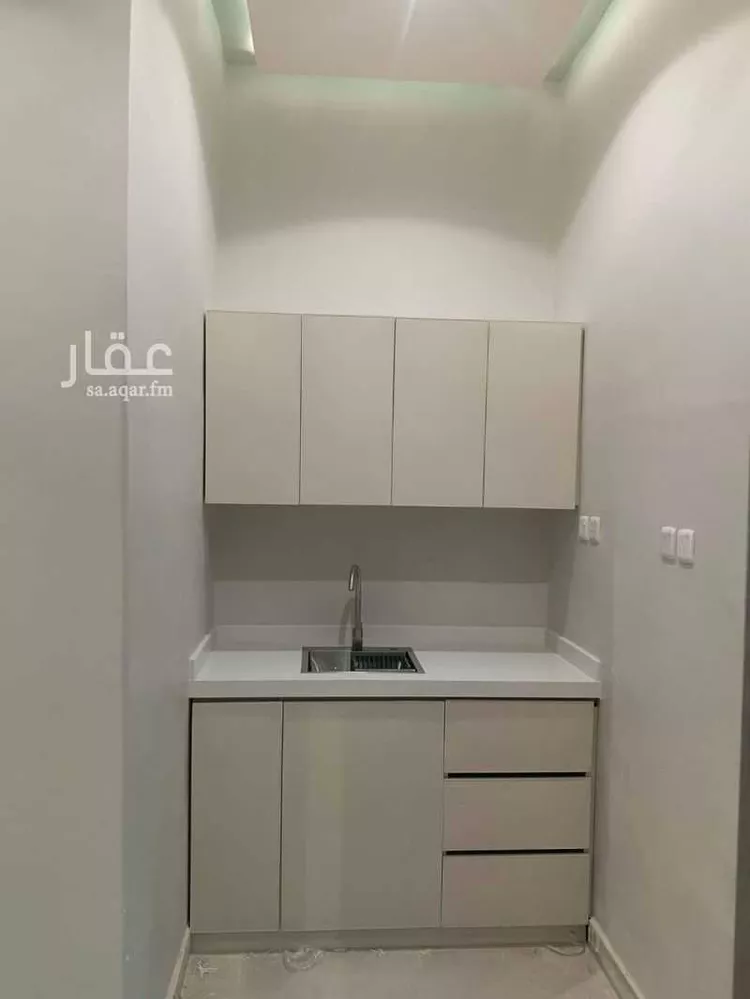 Warehouse for Rent in Riyadh Al Ghnamiah صورة 2