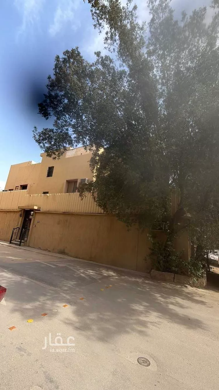 فيلا للبيع في شارع أبي البركات الأنصاري, حي الضباط, مدينة الرياض, منطقة الرياض صورة 2