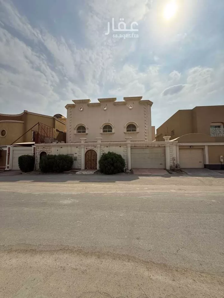 فيلا للبيع في شارع سعود بن عبدالعزيز بن محمد الفرعي, حي التعاون, مدينة الرياض, منطقة الرياض صورة 2