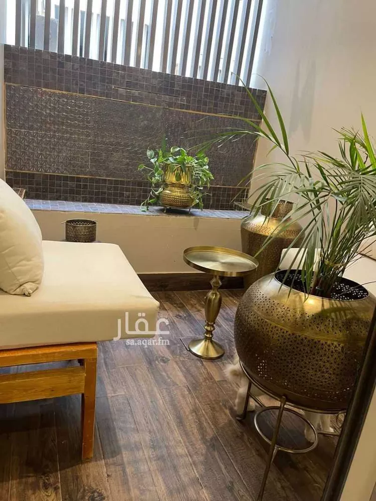 دور للبيع في شارع إبراهيم بن الجنيد, حي الإزدهار, مدينة الرياض, منطقة الرياض 14
