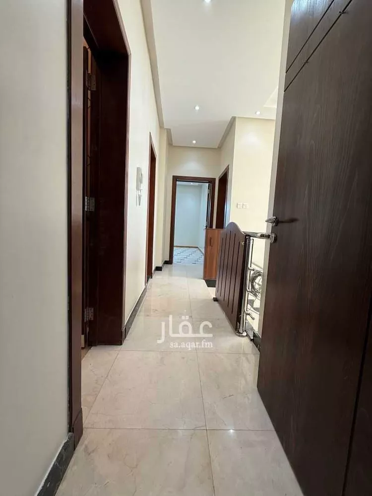 شقة للإيجار في شارع محمد بن سعد بن زيد, حي التعاون, مدينة الرياض, منطقة الرياض 16