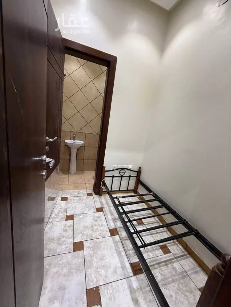 شقة للإيجار في شارع محمد بن سعد بن زيد, حي التعاون, مدينة الرياض, منطقة الرياض 12