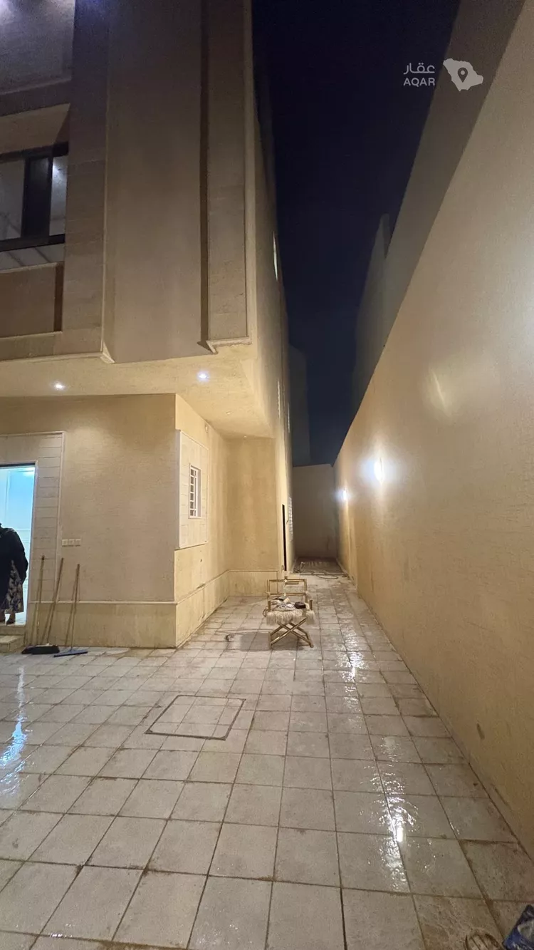 فيلا للإيجار في شارع مالك بن الحارث ، حي بدر ، الرياض ، منطقة الرياض