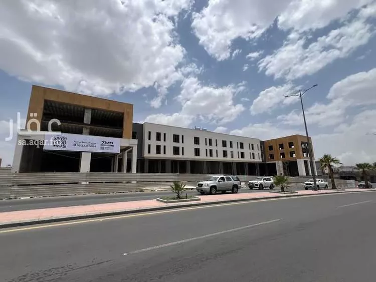 محل للإيجار في شارع الامام محمد بن سعود, حي الظرفة, مدينة خميس مشيط, منطقة عسير