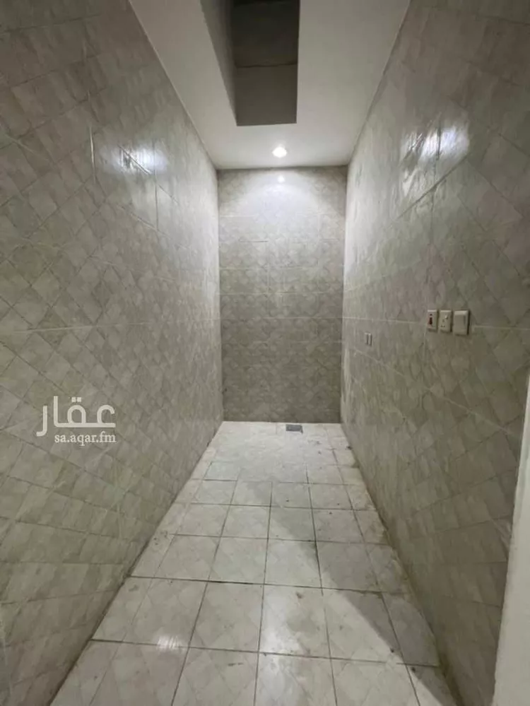 فيلا للإيجار في شارع القعقاع بن خليد, حي الشفاء, مدينة الرياض, منطقة الرياض صورة 3