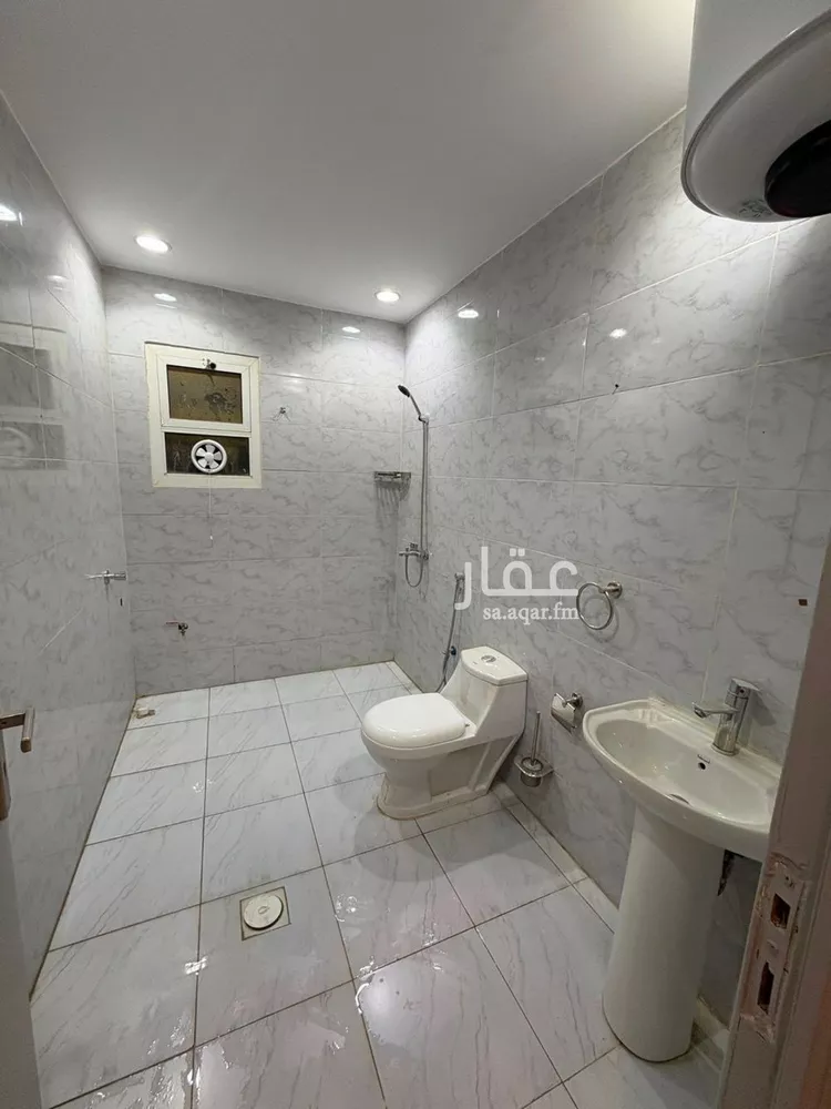 شقة للإيجار في شارع طبرقة, حي العقيق, مدينة الرياض, منطقة الرياض صورة 3