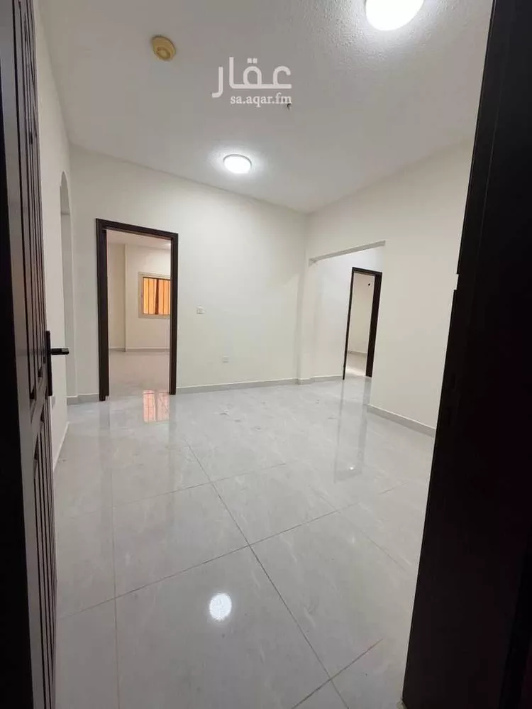 شقة للإيجار في شارع السادس عشر, حي مدينة العمال, مدينة الخبر, المنطقة الشرقية صورة 2