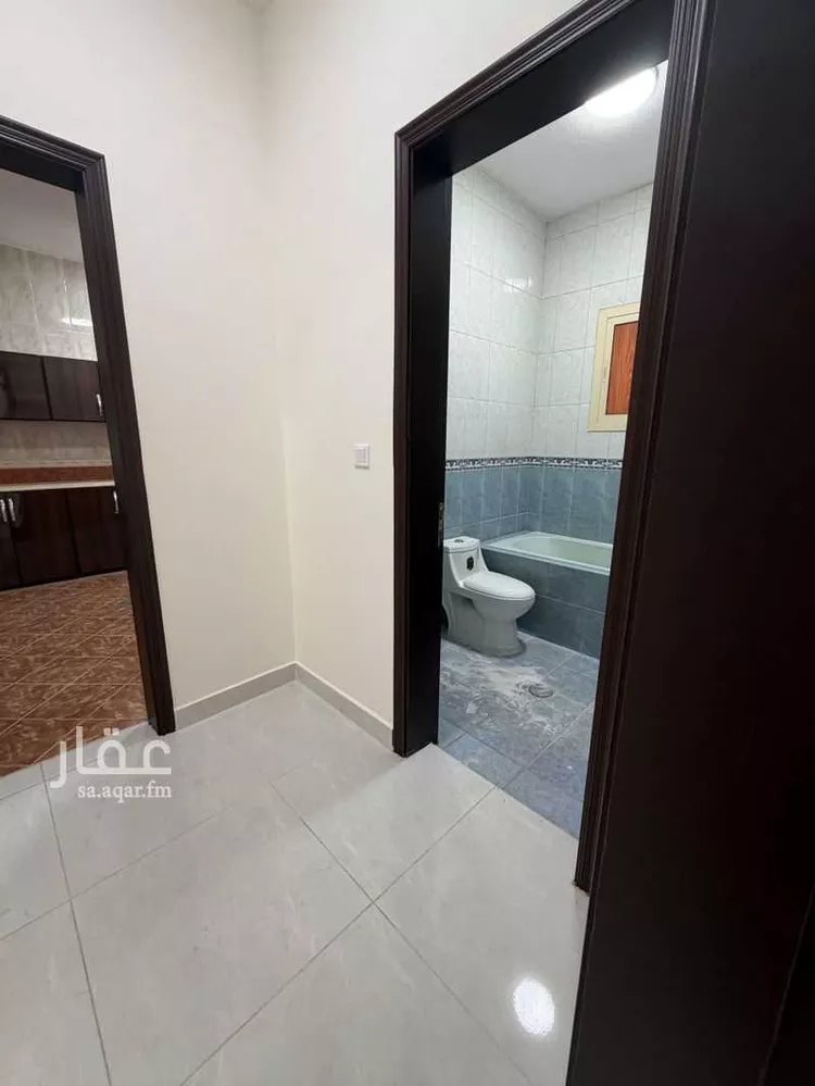 شقة للإيجار في شارع السادس عشر, حي مدينة العمال, مدينة الخبر, المنطقة الشرقية 8