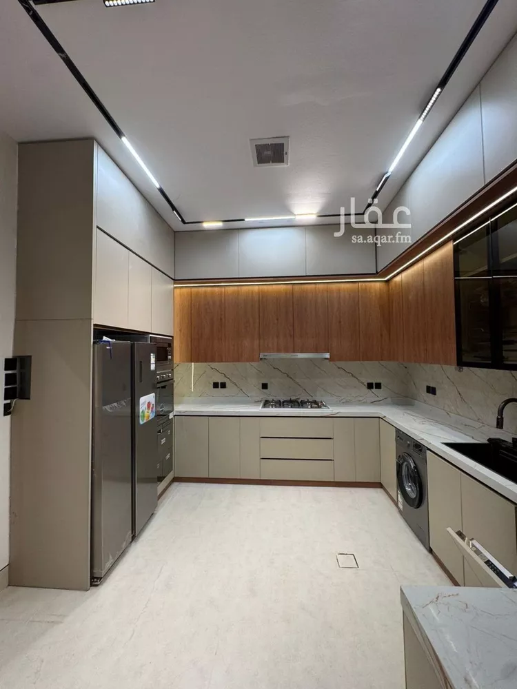 Floor for Sale in Riyadh Al Arid صورة 3