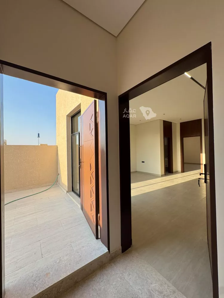 دور للبيع في شارع عبدالرحمن بن محمد بن قاسم, حي العارض, مدينة الرياض, منطقة الرياض 2