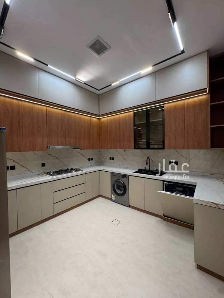 Floor for Sale in Riyadh Al Arid صورة 2
