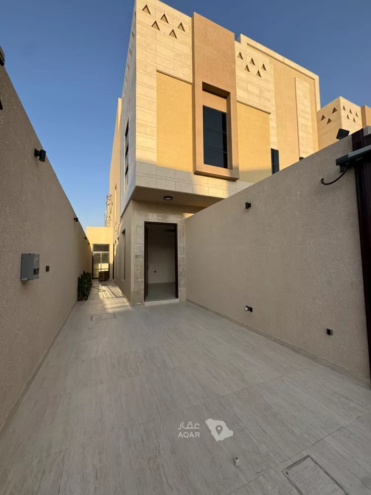 دور للبيع في شارع الملك عبدالعزيز, حي العارض, مدينة الرياض, منطقة الرياض 2