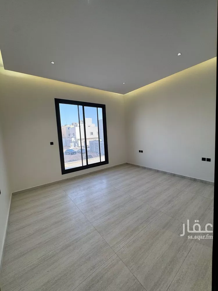 Floor for Sale in Riyadh Ar Rimal 20