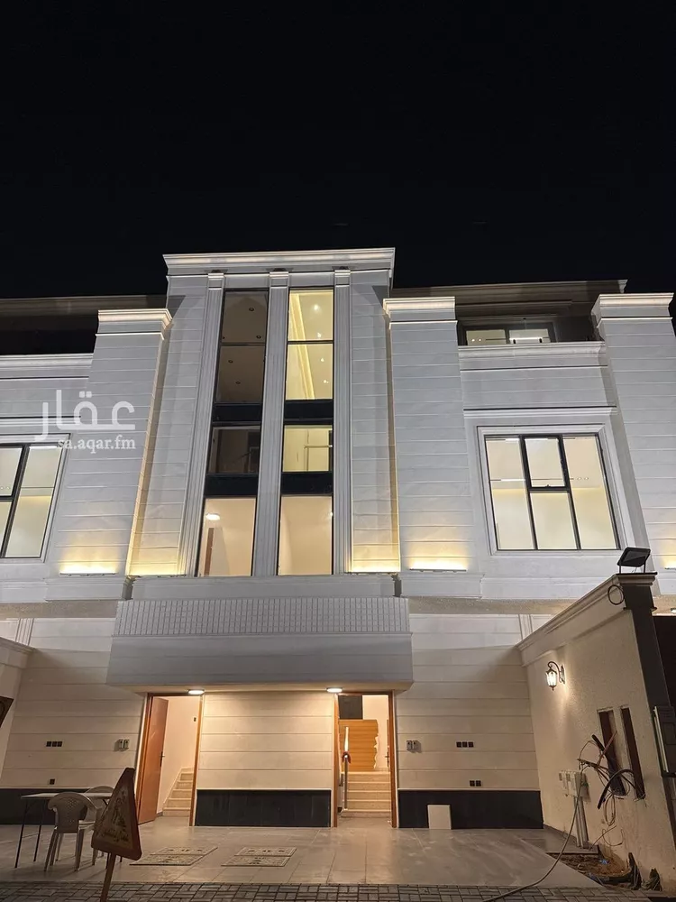 Floor for Sale in Riyadh Al Arid