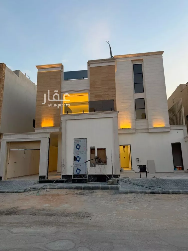 Floor for Sale in Riyadh Al Arid