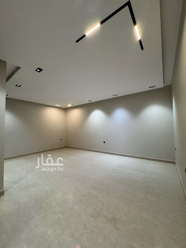 فيلا للبيع في شارع نويعمه, حي اليرموك, مدينة الرياض, منطقة الرياض صورة 2