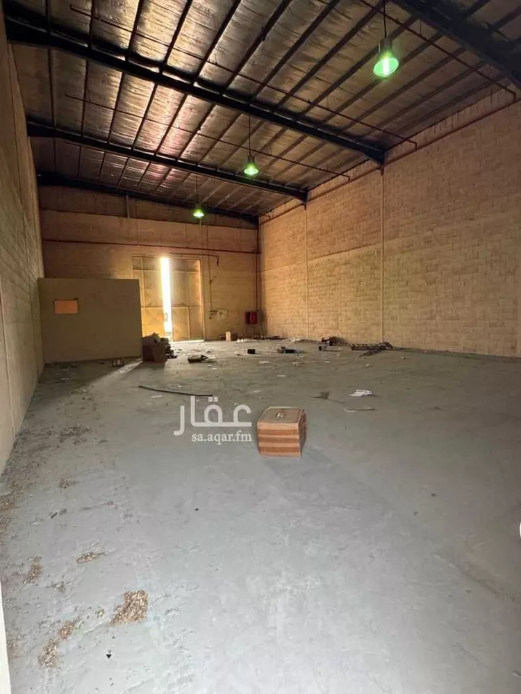 مستودع للإيجار في شارع دسمان, حي الصناعية, مدينة الدمام, المنطقة الشرقية صورة 3