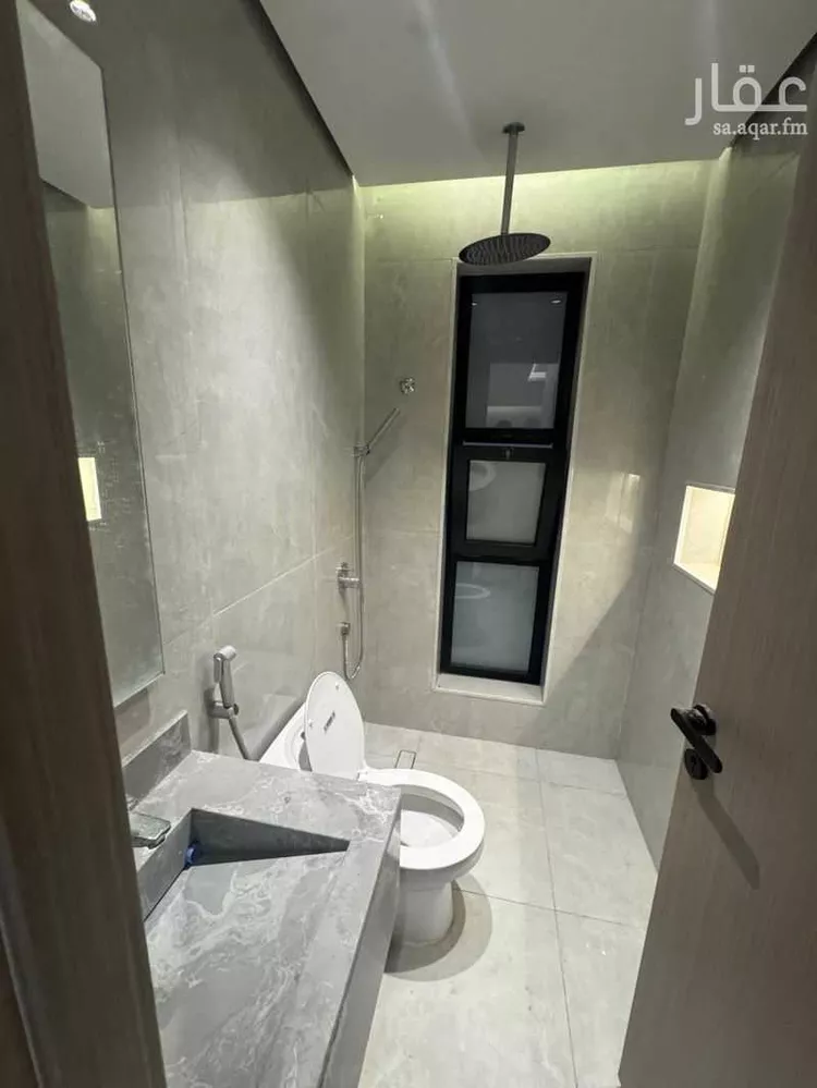 شقة للإيجار في حي الحمراء ، الخبر ، الخبر