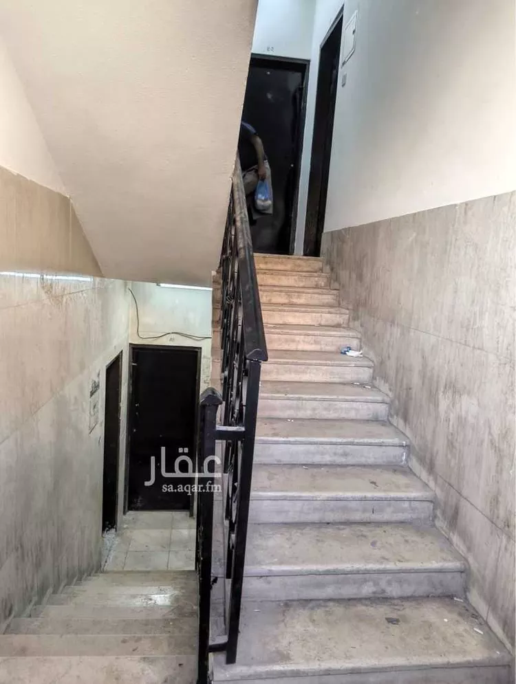 عمارة للبيع في شارع المريري, حي ثليم, مدينة الرياض, منطقة الرياض صورة 2