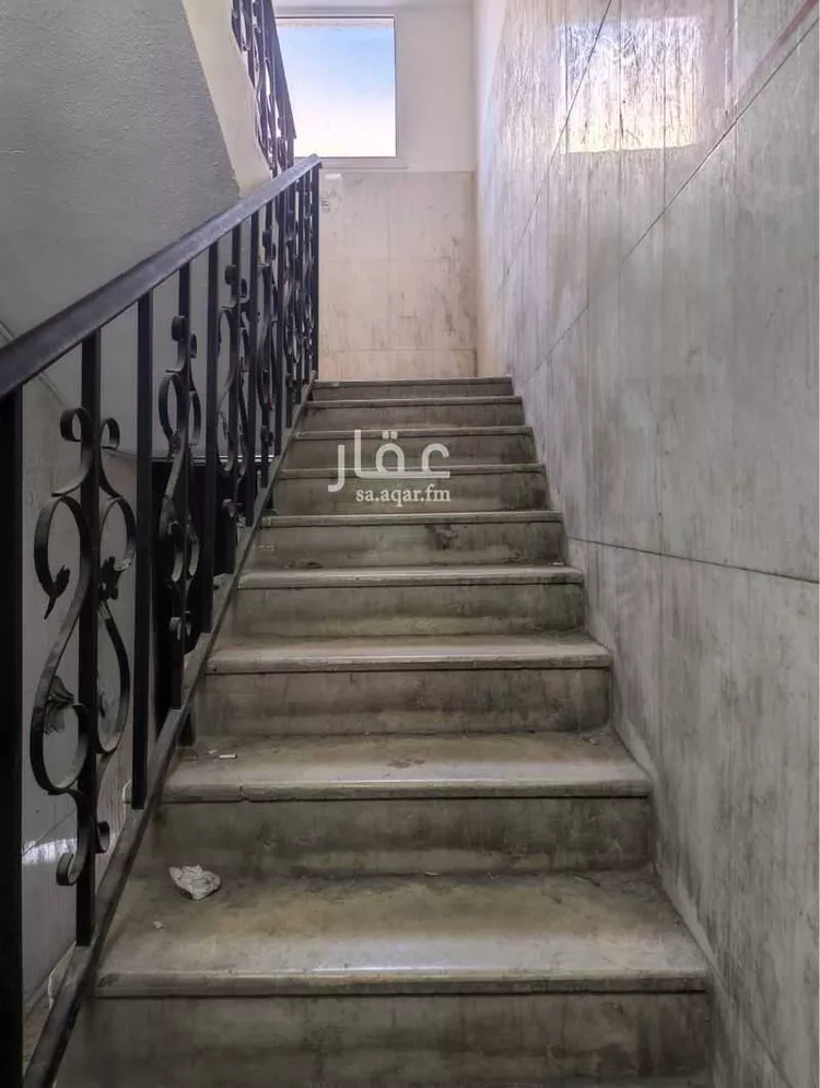 عمارة للبيع في شارع المريري, حي ثليم, مدينة الرياض, منطقة الرياض صورة 4