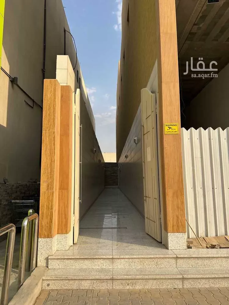 محل للإيجار في شارع الطريق الدائري الجنوبي, حي العزيزية, مدينة الرياض, منطقة الرياض 5