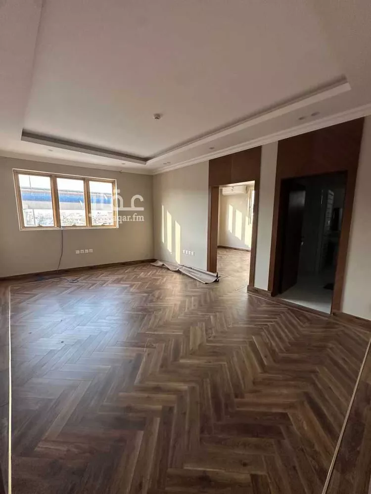 محل للإيجار في شارع الطريق الدائري الجنوبي, حي العزيزية, مدينة الرياض, منطقة الرياض 18
