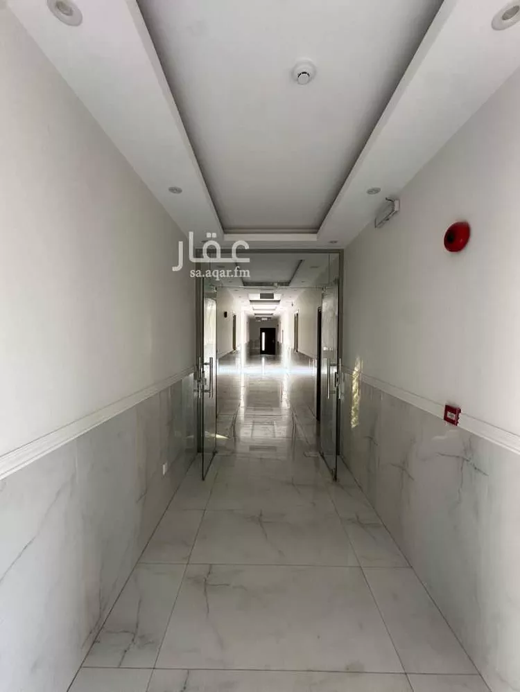 محل للإيجار في شارع الطريق الدائري الجنوبي, حي العزيزية, مدينة الرياض, منطقة الرياض 21