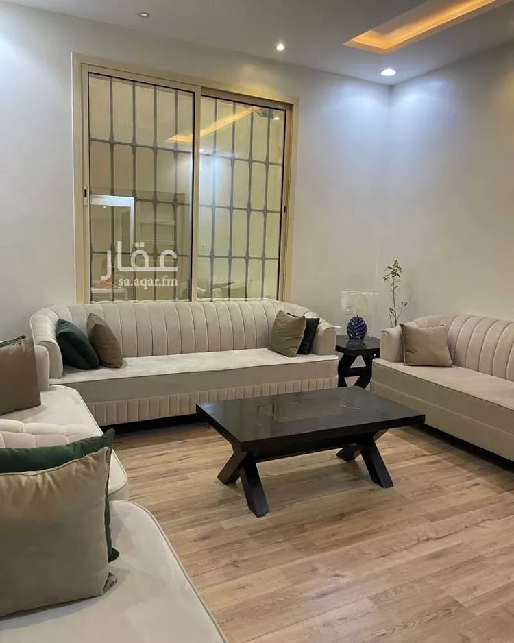 فيلا للإيجار في شارع الصفية ، حي اشبيلية ، الرياض ، منطقة الرياض صورة 2