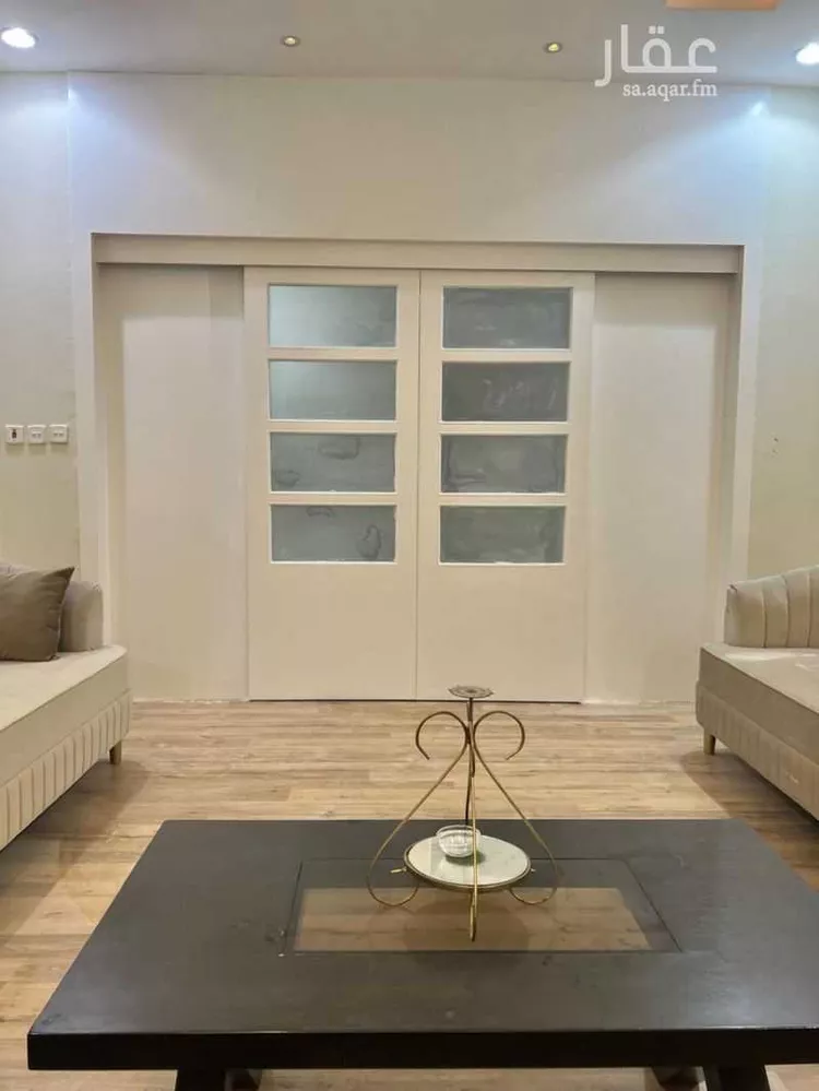 فيلا للإيجار في شارع الصفية ، حي اشبيلية ، الرياض ، منطقة الرياض صورة 4