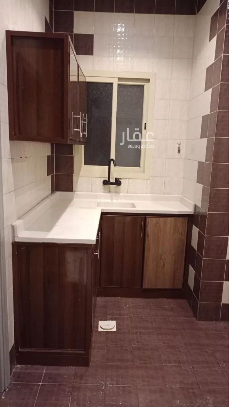 شقة للإيجار في شارع سراقة بن عمرو, حي الشهداء, مدينة الرياض, منطقة الرياض صورة 3