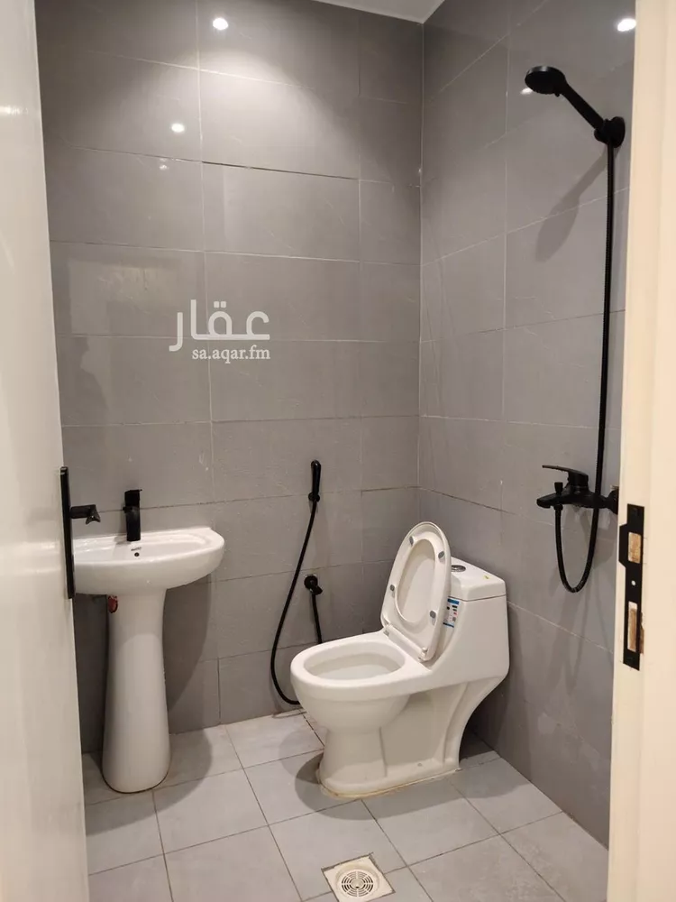 شقة للإيجار في شارع الامير عبدالمحسن بن جلوي, حي المروج, مدينة الرياض, منطقة الرياض صورة 2