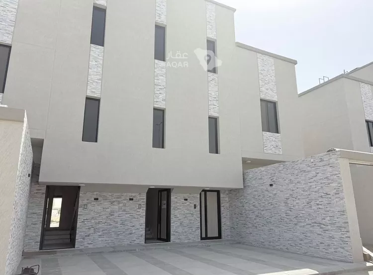 شقة للإيجار في شارع 1042158, حي البحر, مدينة الجبيل, المنطقة الشرقية 5