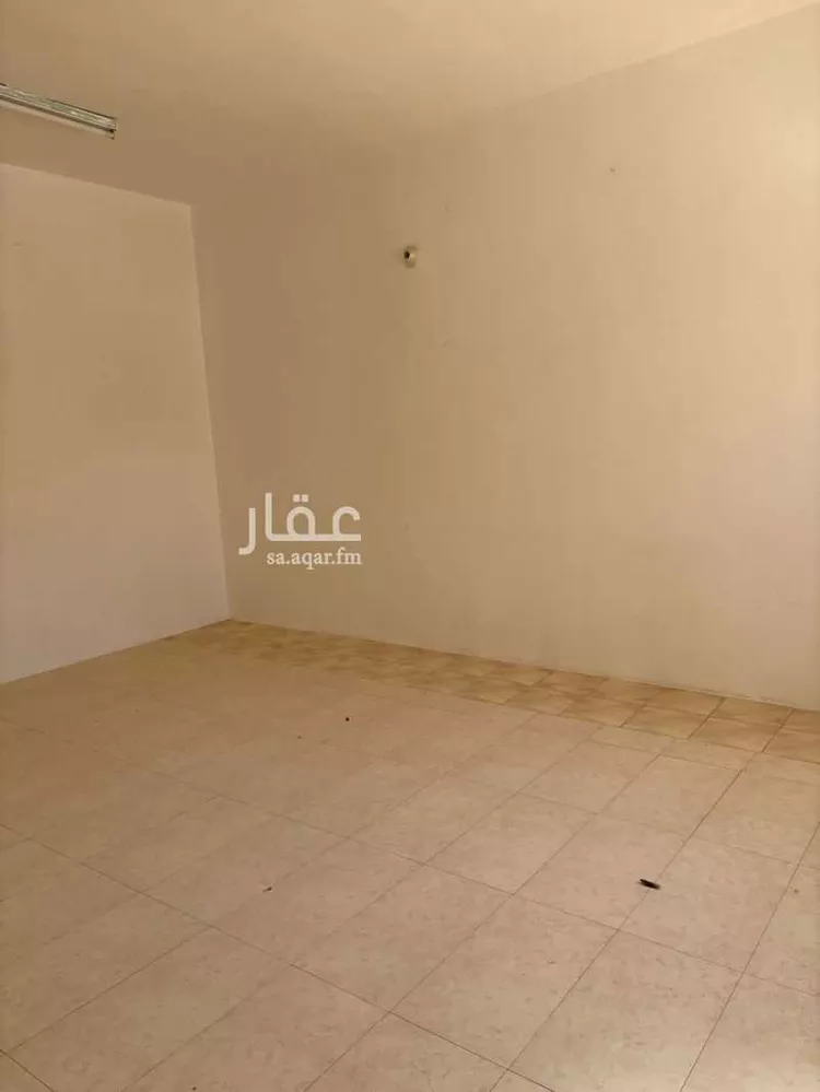 عمارة للإيجار في شارع سليمان بن بلال, حي أم الحمام الغربي, مدينة الرياض, منطقة الرياض صورة 4