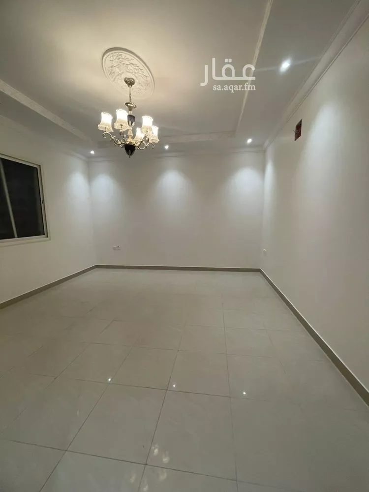 فيلا للإيجار في شارع راشد بن دباس, حي إشبيلية, مدينة الرياض, منطقة الرياض صورة 3