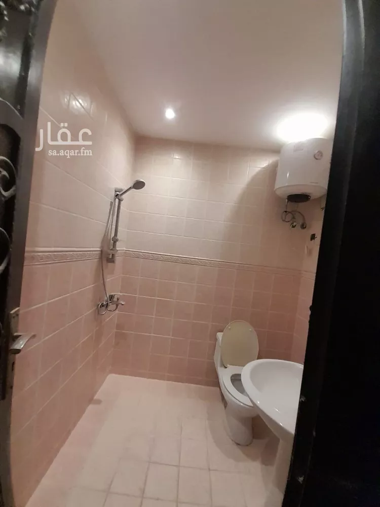 فيلا للإيجار في شارع الدمشقي, حي الفلاح, مدينة الرياض, منطقة الرياض صورة 4