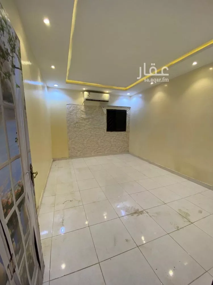 شقة للبيع في شارع الدفاع, حي إشبيلية, مدينة الرياض, منطقة الرياض صورة 3