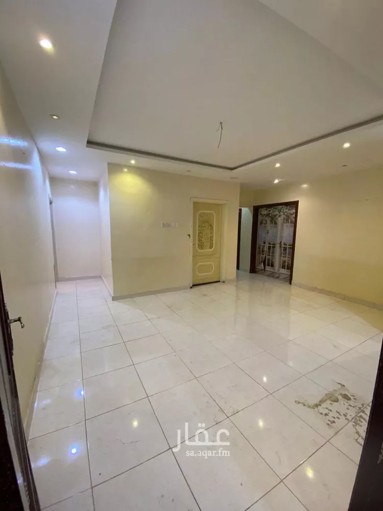 شقة للبيع في شارع الدفاع, حي إشبيلية, مدينة الرياض, منطقة الرياض صورة 5