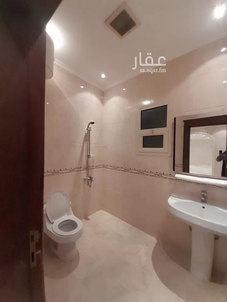 فيلا للإيجار في شارع الدمشقي, حي الفلاح, مدينة الرياض, منطقة الرياض 17