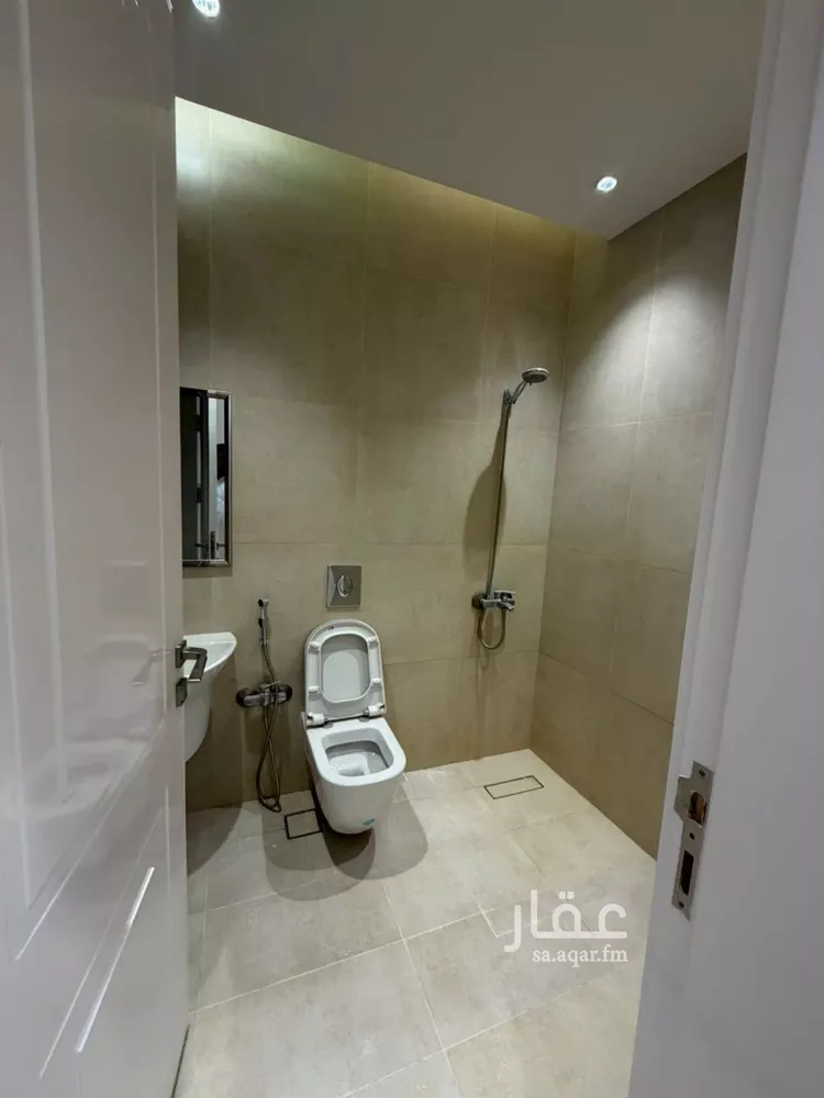 شقة للإيجار في شارع بعلبك, حي غرناطة, مدينة الرياض, منطقة الرياض صورة 2