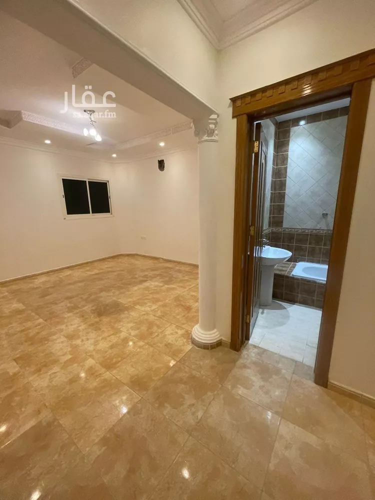 فيلا للإيجار في شارع راشد بن دباس, حي إشبيلية, مدينة الرياض, منطقة الرياض صورة 4
