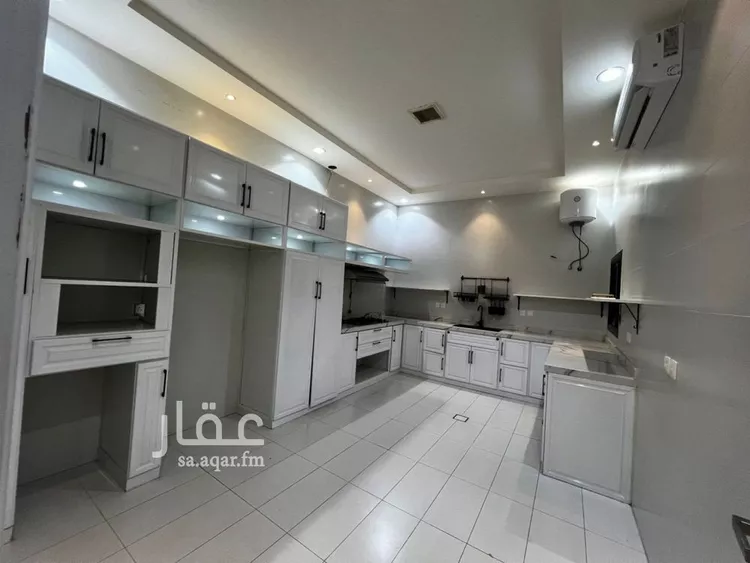 فيلا للإيجار في شارع إبراهيم بن هانىء, حي المونسية, مدينة الرياض, منطقة الرياض