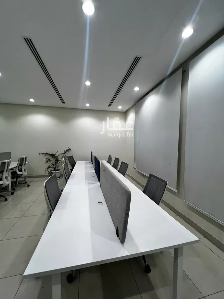 Commercial Office for Rent in Riyadh Al Yarmouk صورة 4