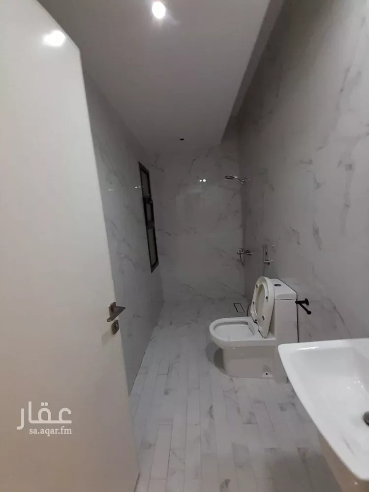 شقة للإيجار في شارع محمد علي جناح, حي غرناطة, مدينة الرياض, منطقة الرياض 12